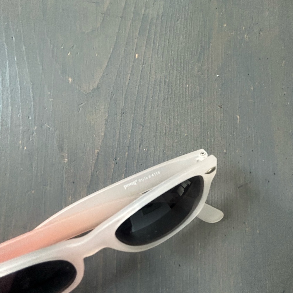 Pugs sunglasses ❤️ - Picture 6 of 6